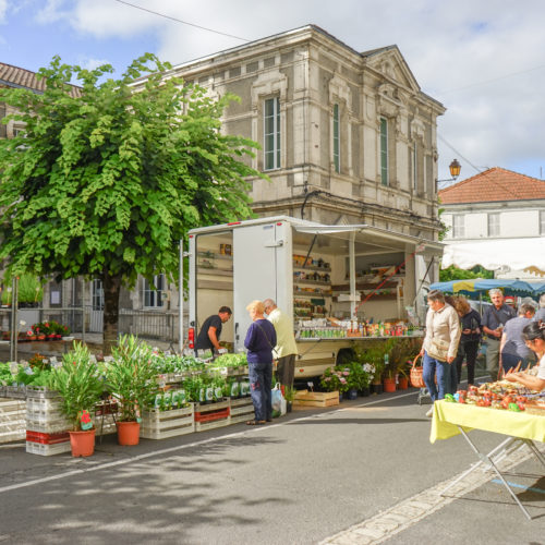 Marché de Chalais