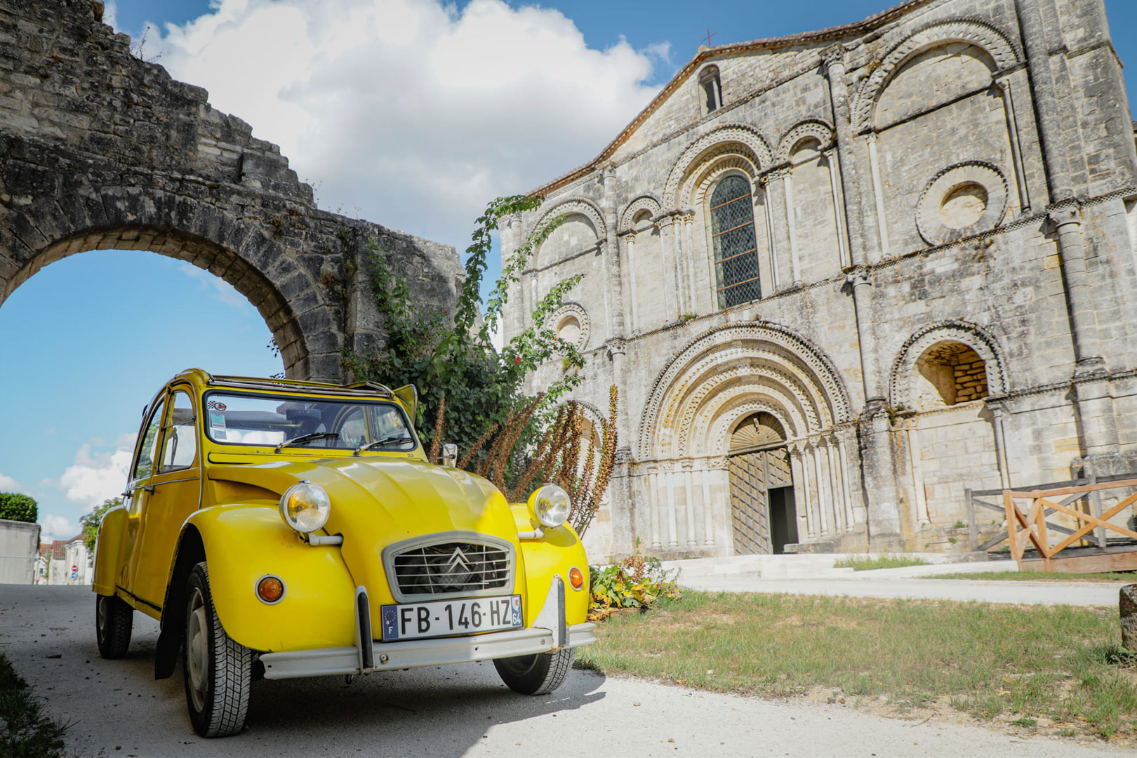 La Charente en Deuch et Abbaye St Amant de Boixe